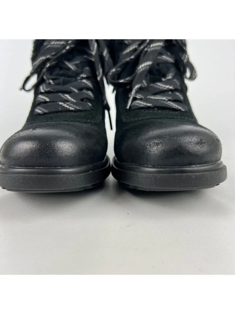 Ugg Womens Harrison Cozy Lace Up Boot Black Waterproof Suede 1130440 size 7